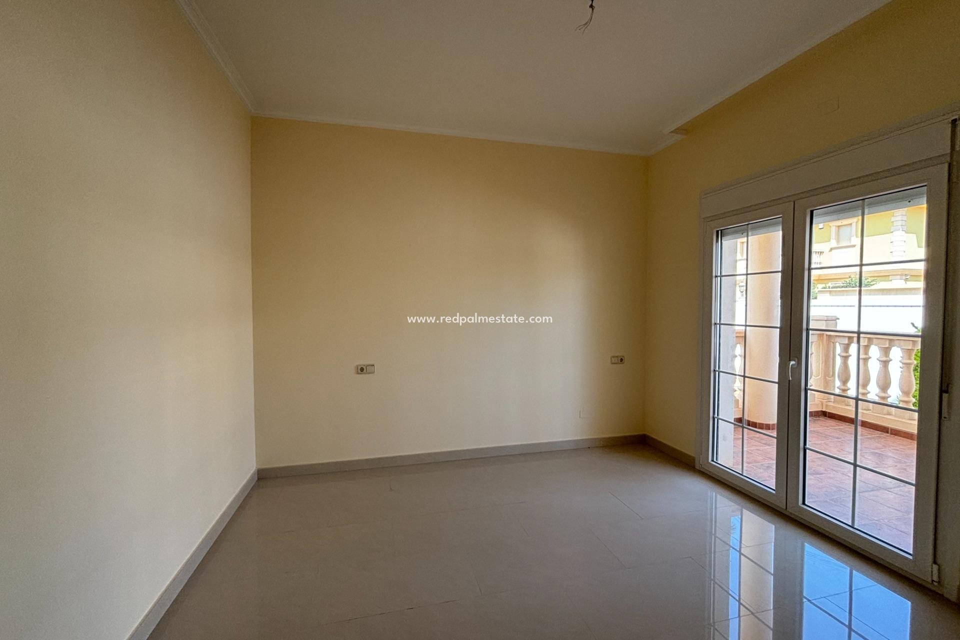 Revente - Villa -
Orihuela Costa - Cabo Roig