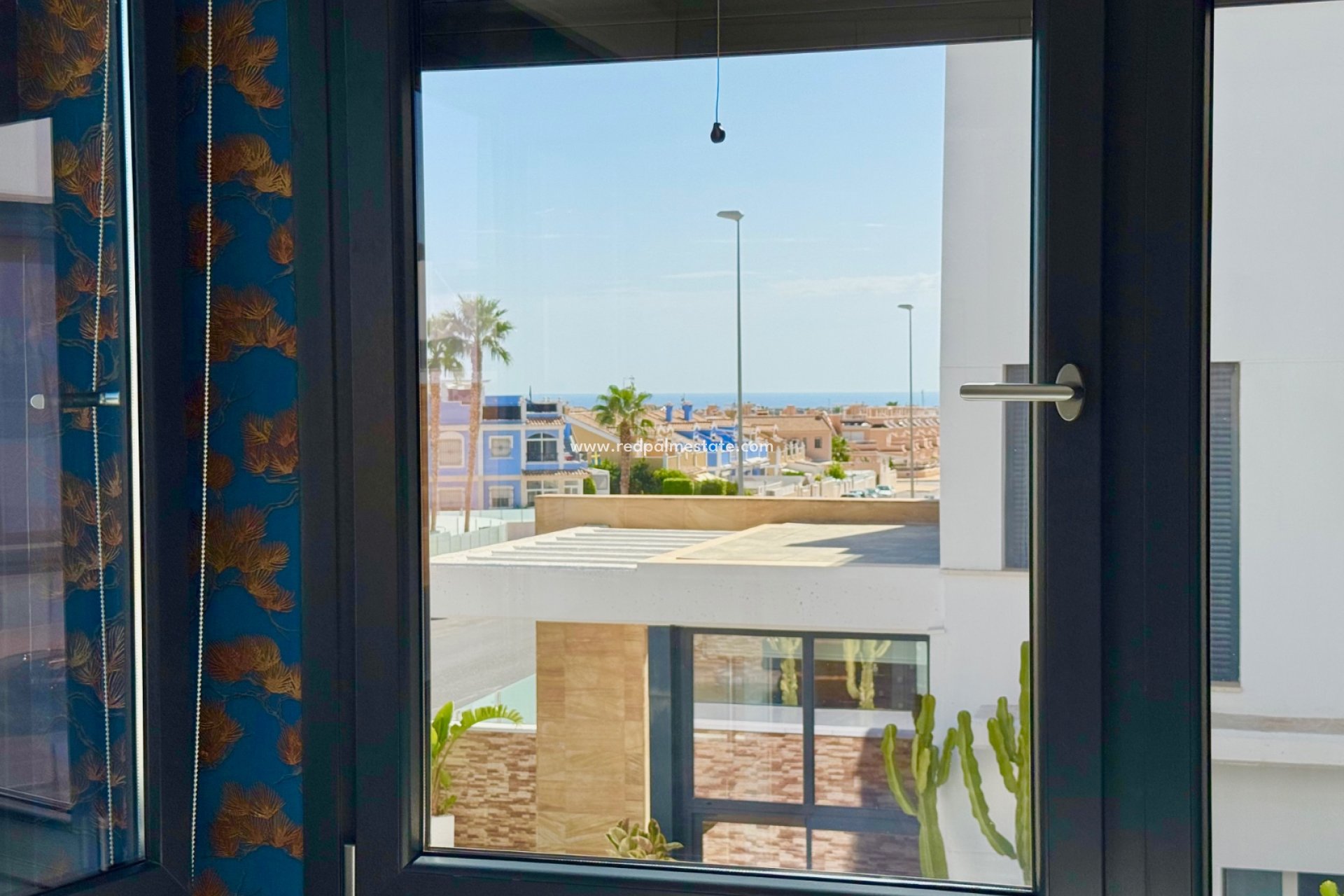 Revente - Villa -
Orihuela Costa - Cabo Roig