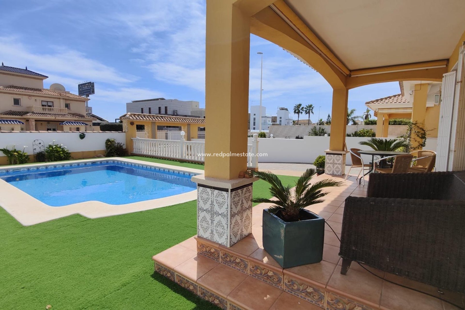 Revente - Villa -
Orihuela Costa - Cabo Roig