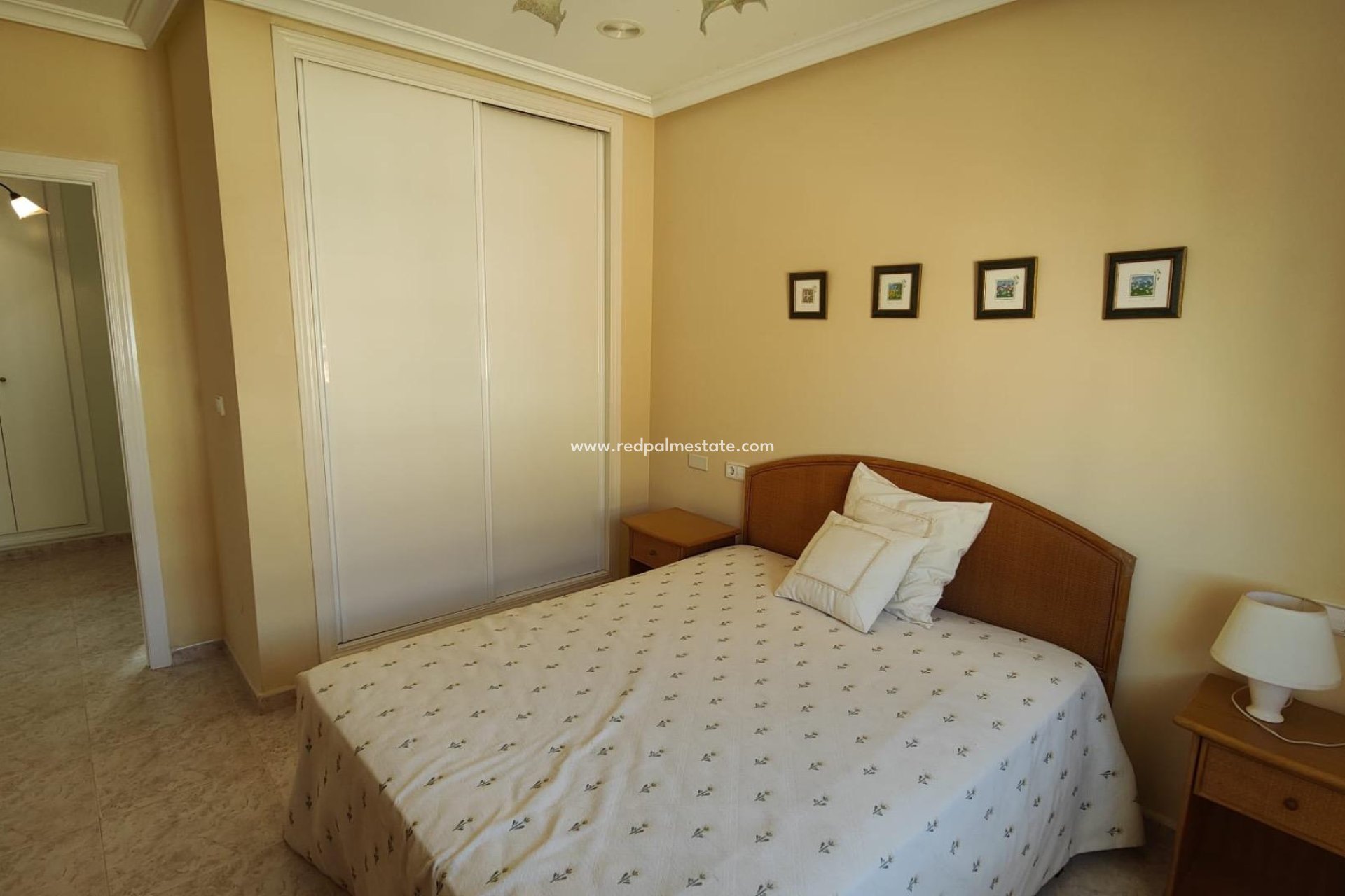 Revente - Villa -
Orihuela Costa - Cabo Roig