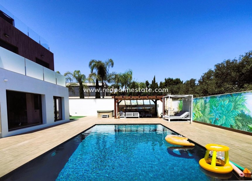 Revente - Villa -
Orihuela Costa - Cabo Roig