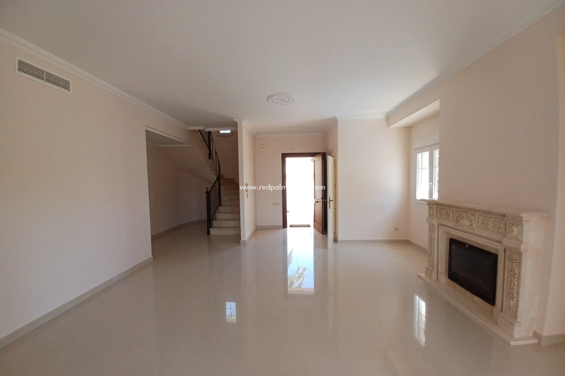 Revente - Villa -
Orihuela Costa - Cabo Roig