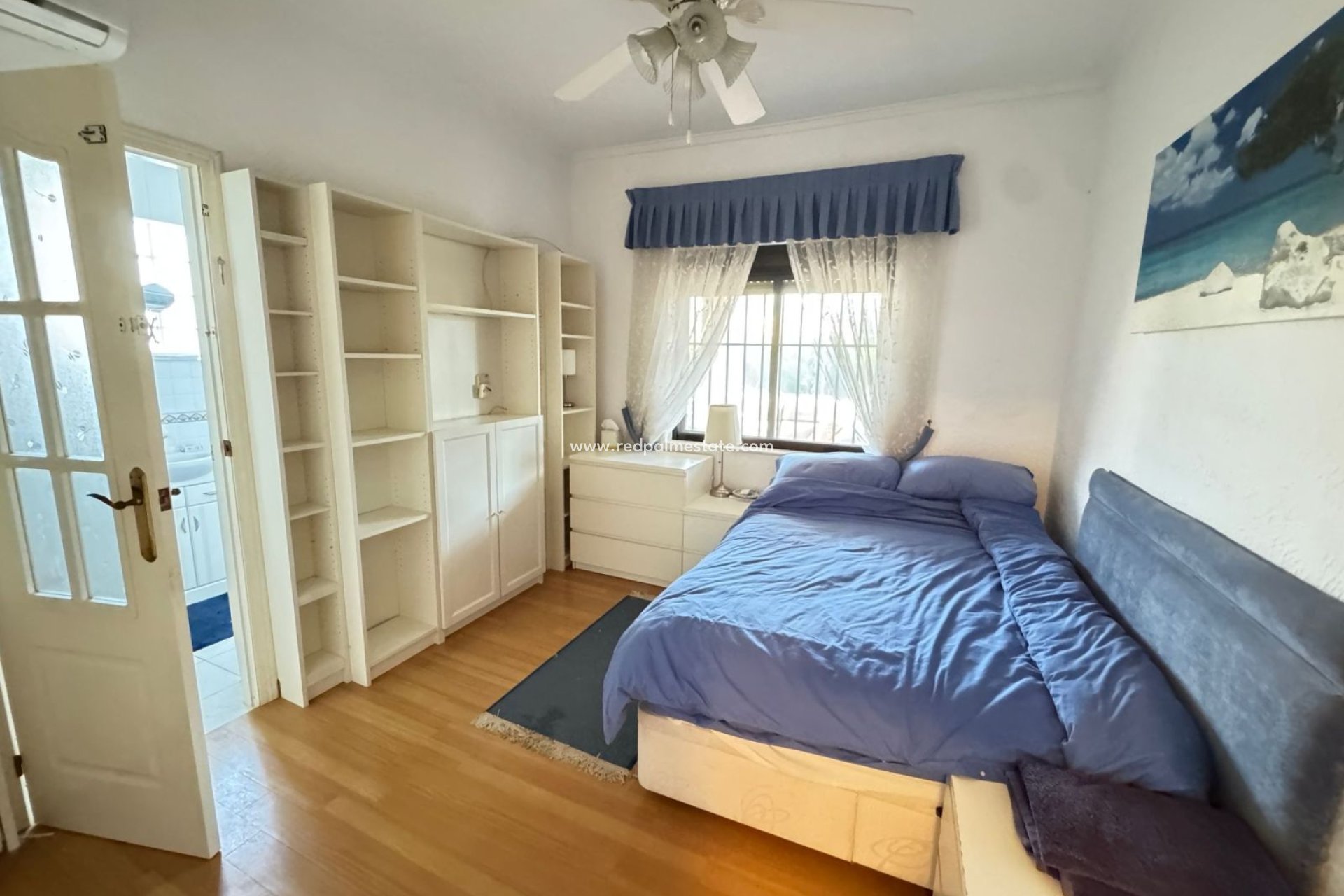 Revente - Villa -
Orihuela Costa - Cabo Roig