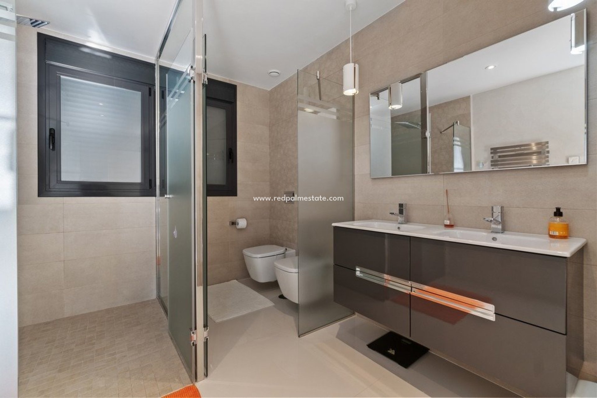 Revente - Villa -
Orihuela Costa - Cabo Roig