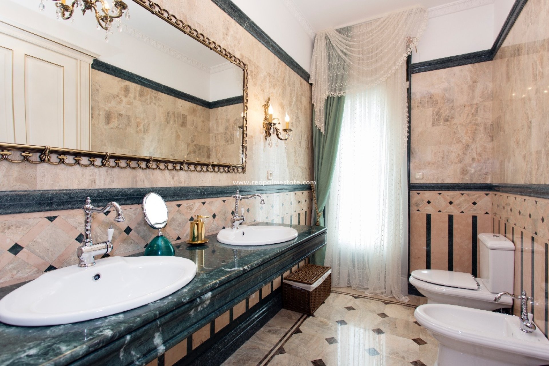 Revente - Villa -
Orihuela Costa - Cabo Roig