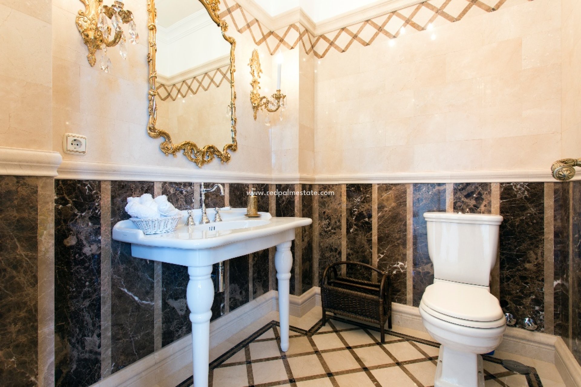 Revente - Villa -
Orihuela Costa - Cabo Roig