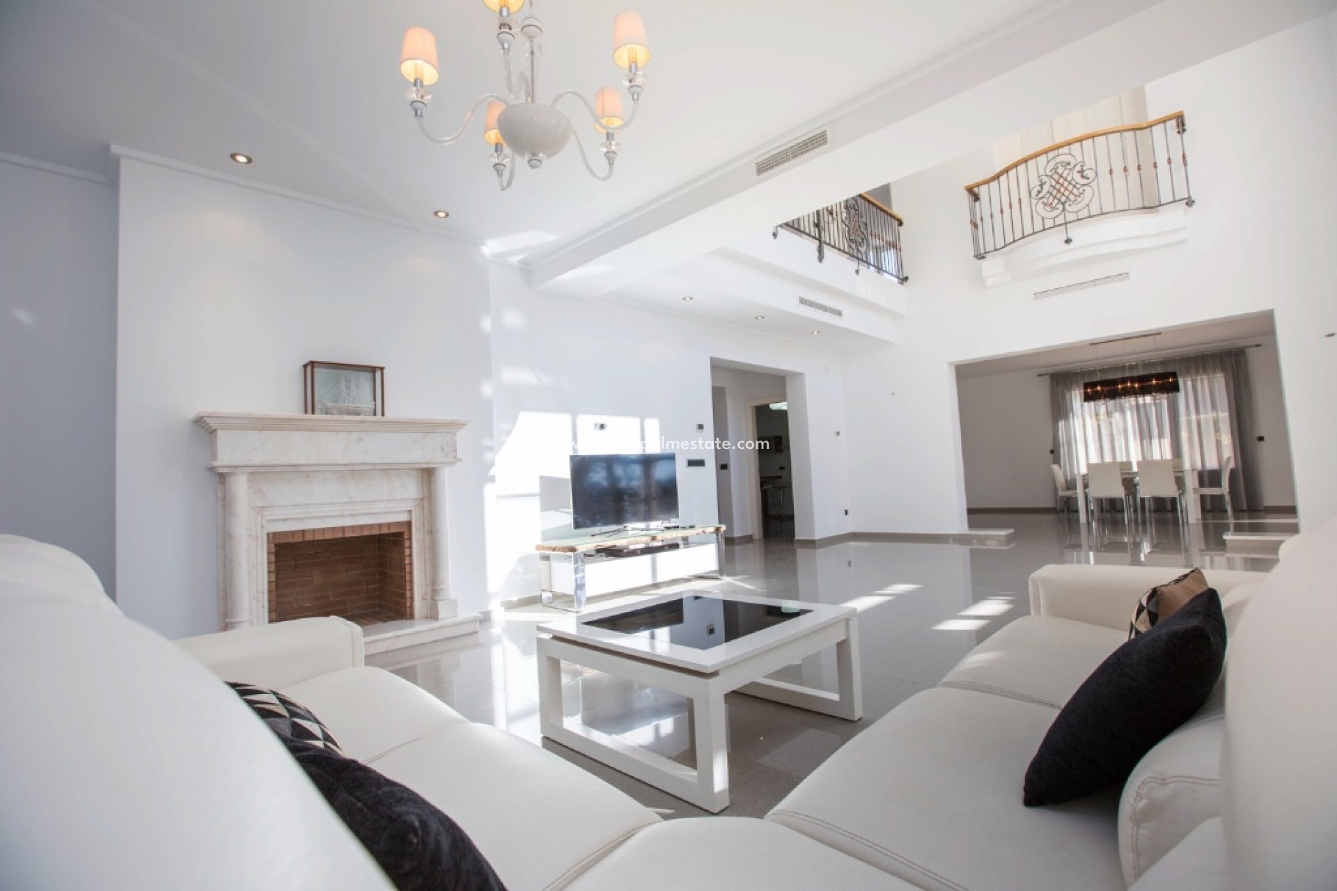 Revente - Villa -
Orihuela Costa - Cabo Roig