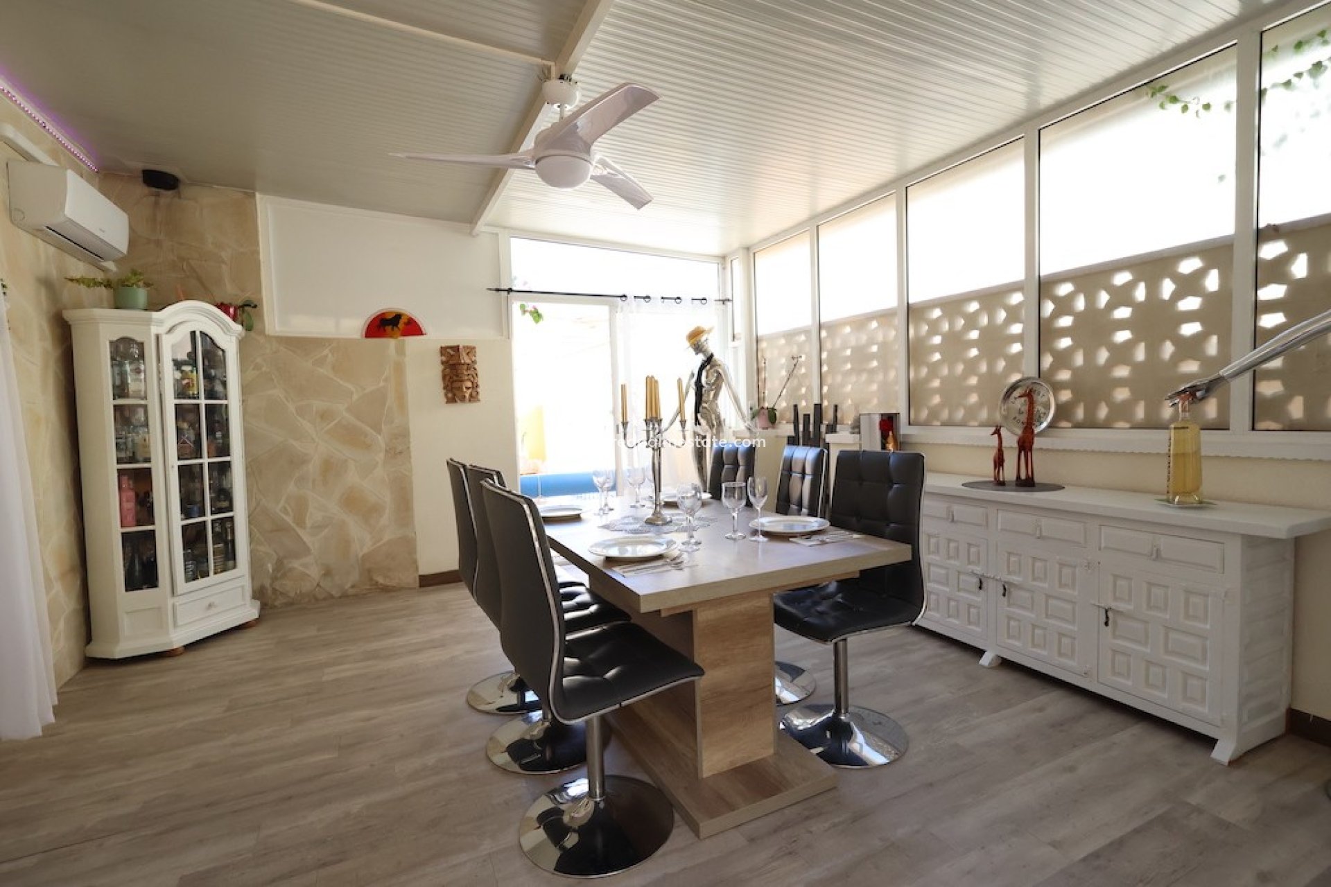 Revente - Villa -
Orihuela Costa - Cabo Roig