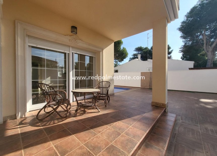 Revente - Villa -
Orihuela Costa - Cabo Roig