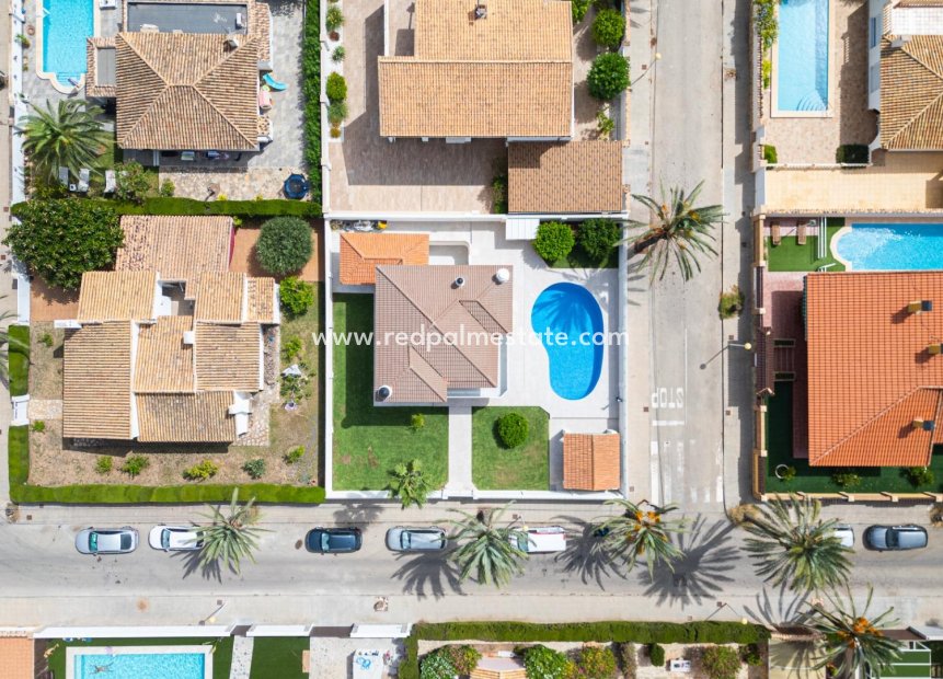 Revente - Villa -
Orihuela Costa - Cabo Roig