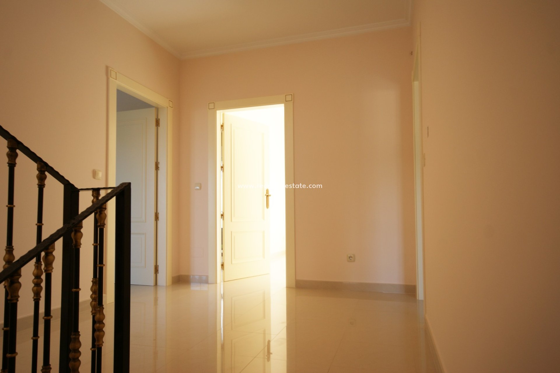 Revente - Villa -
Orihuela Costa - Cabo Roig