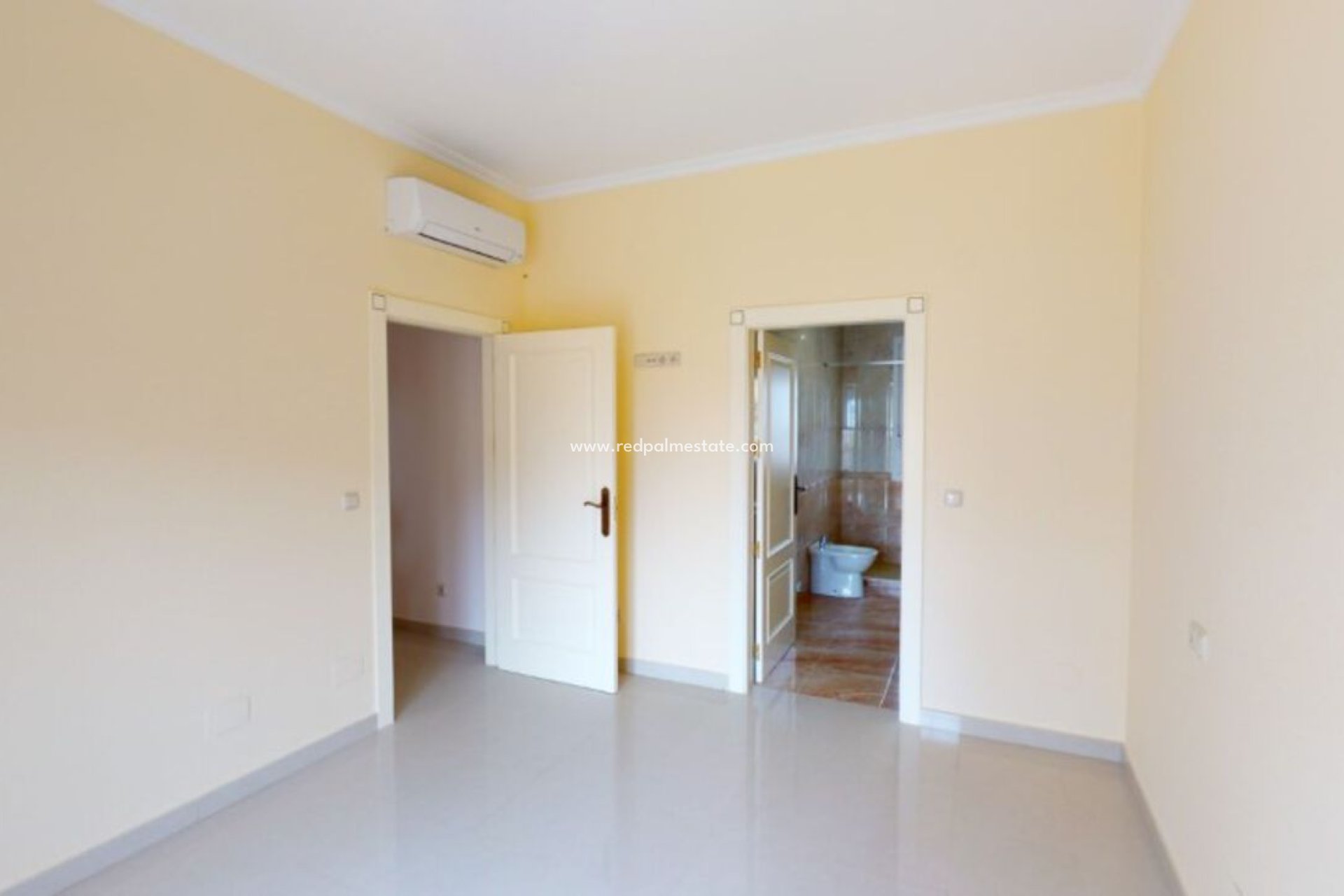 Revente - Villa -
Orihuela Costa - Cabo Roig