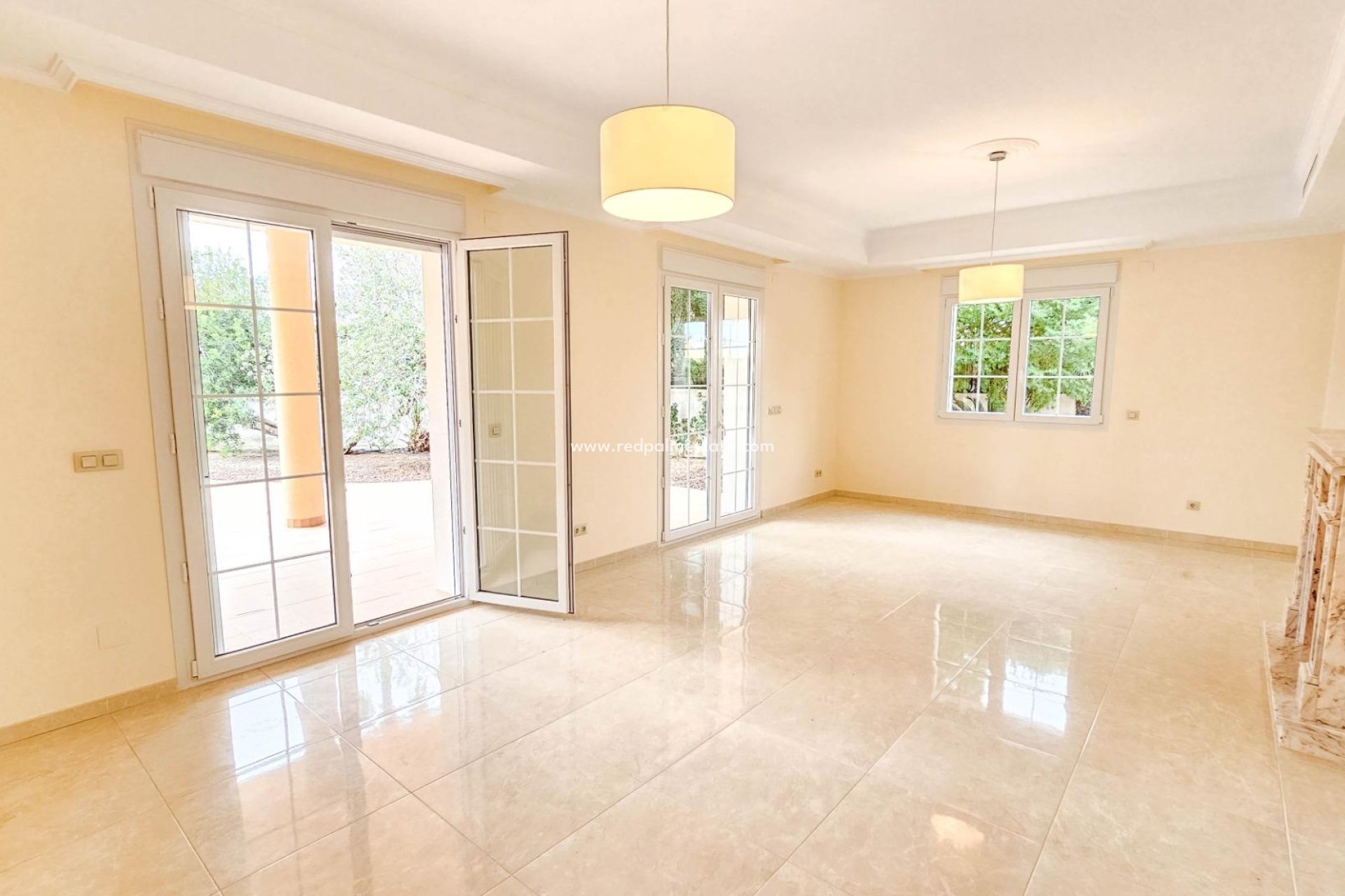 Revente - Villa -
Orihuela Costa - Cabo Roig