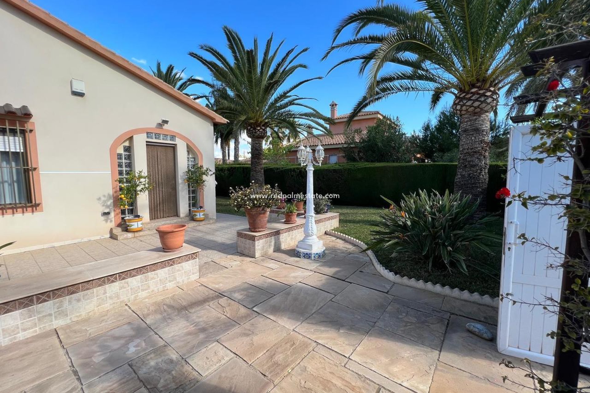 Revente - Villa -
Orihuela Costa - Cabo Roig