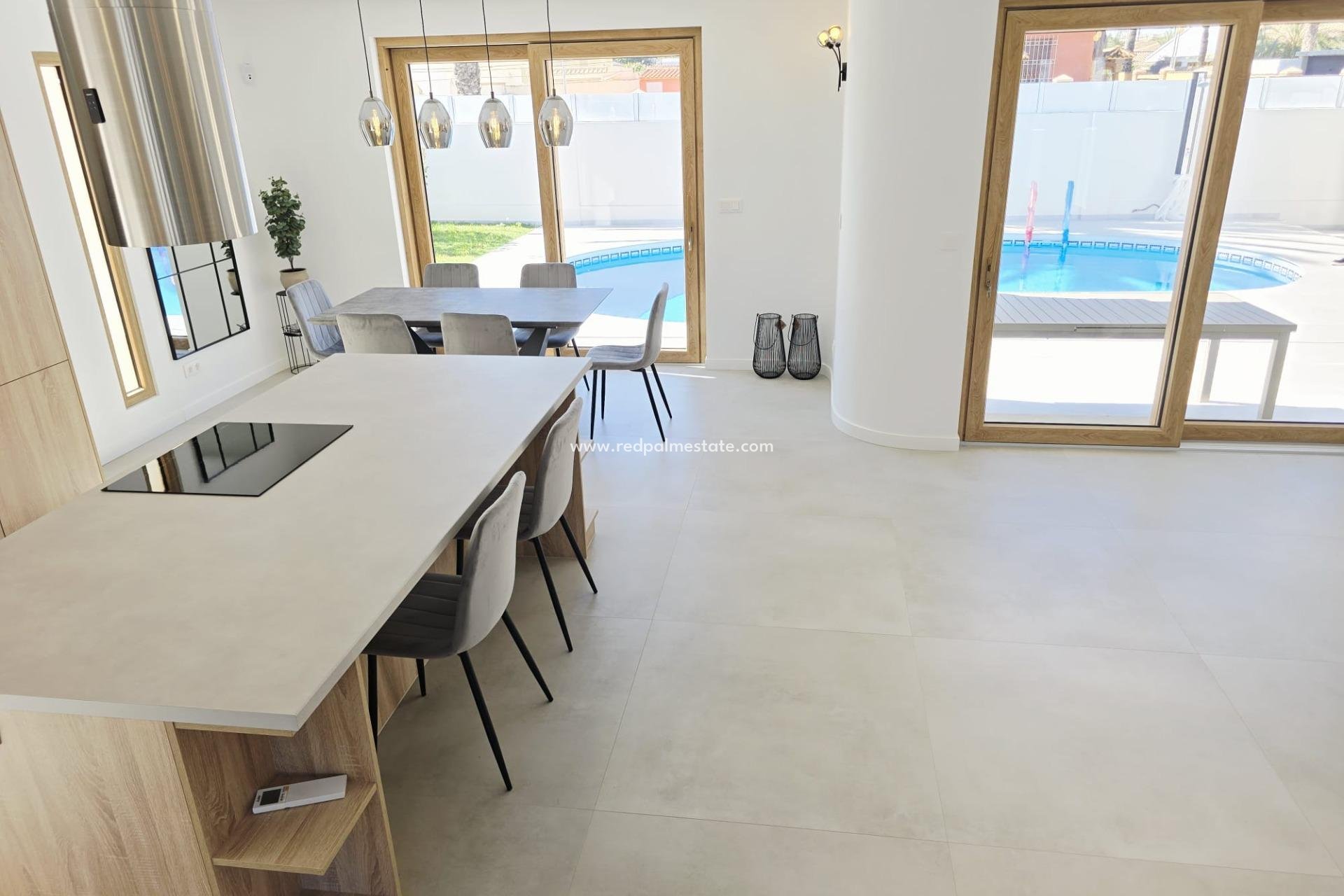 Revente - Villa -
Orihuela Costa - Cabo Roig