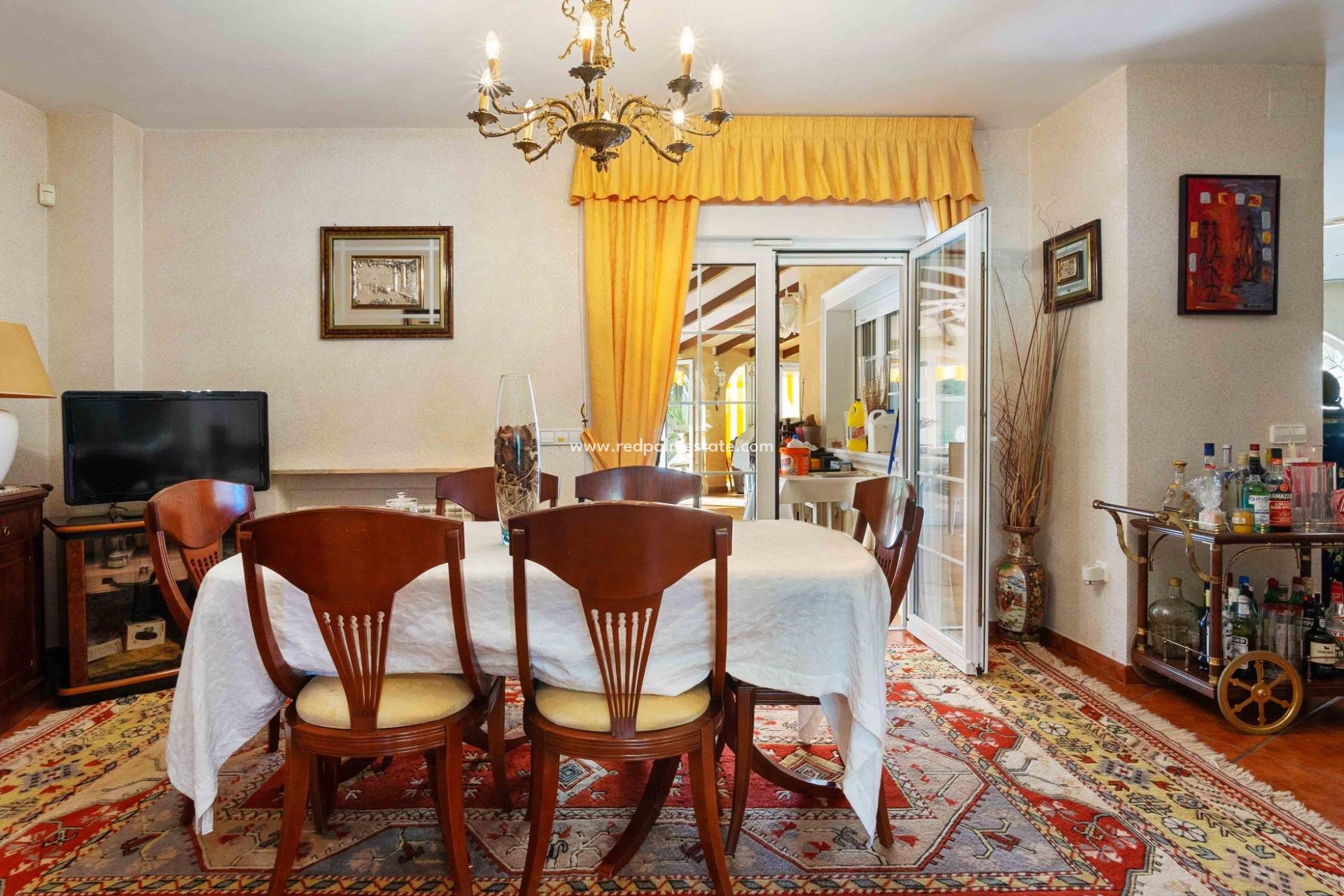 Revente - Villa -
Orihuela Costa - Cabo Roig