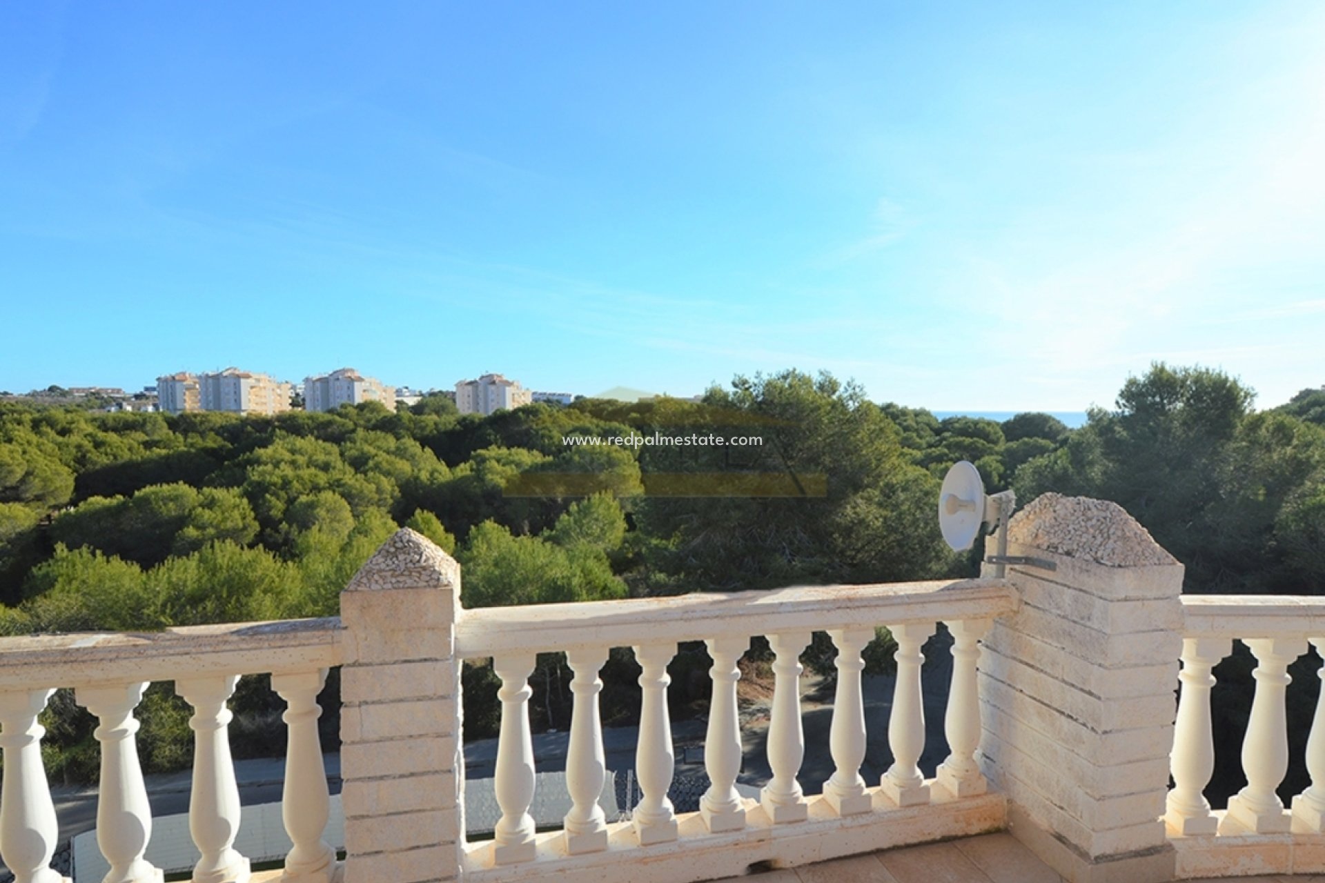 Revente - Villa -
Orihuela Costa - Campoamor