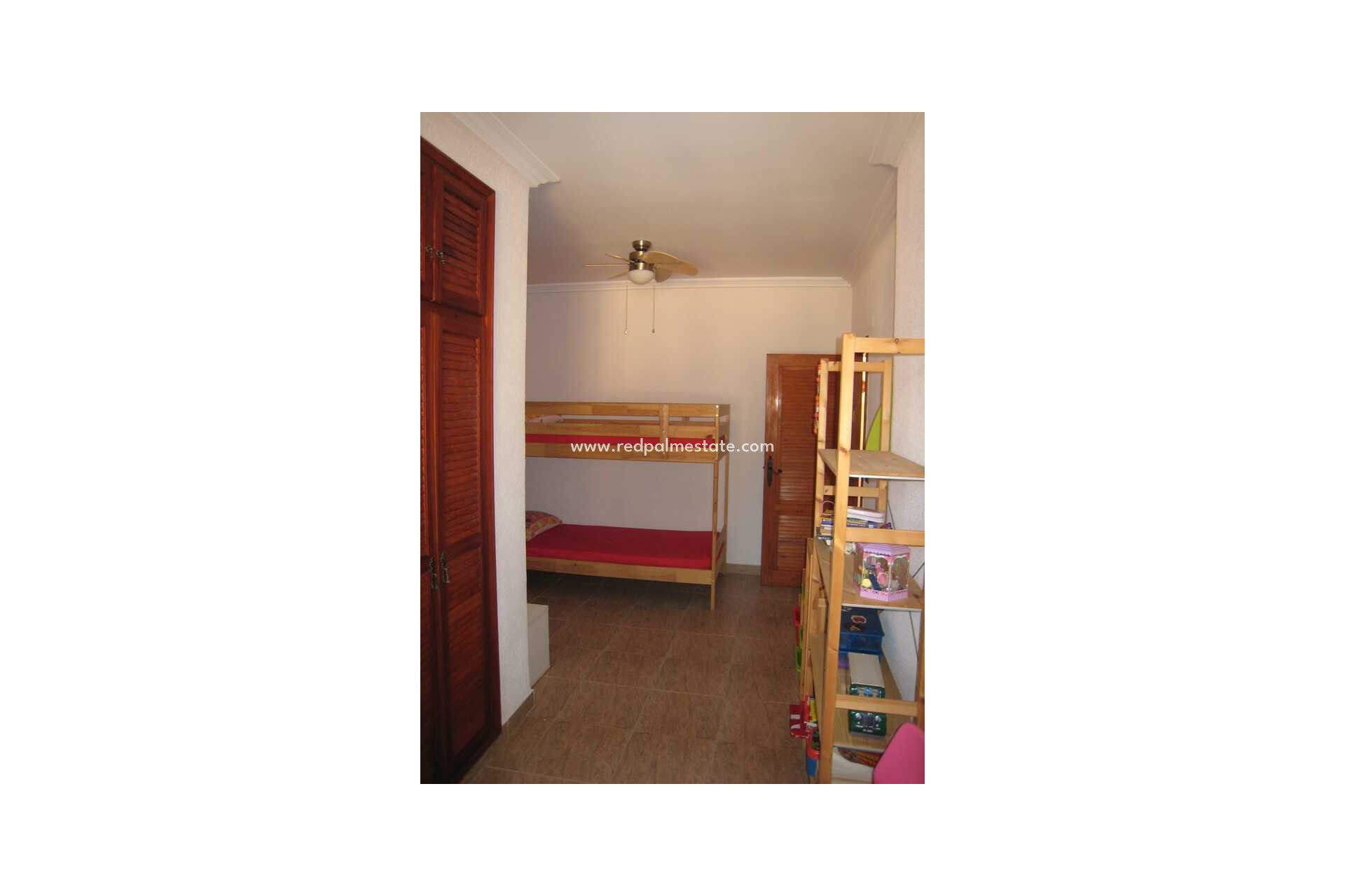 Revente - Villa -
Orihuela Costa - Campoamor