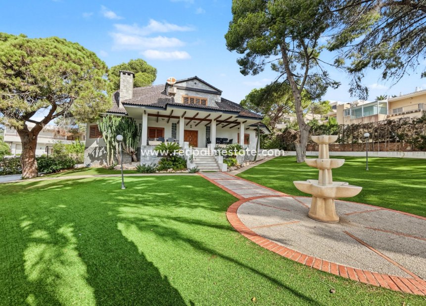 Revente - Villa -
Orihuela Costa - Campoamor