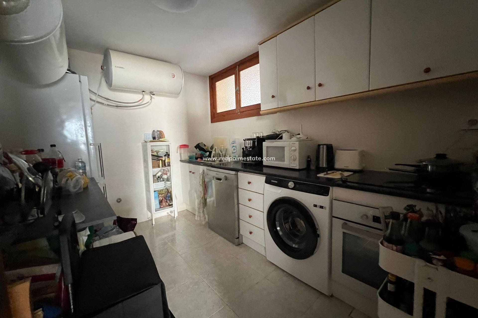 Revente - Villa -
Orihuela Costa - Campoamor