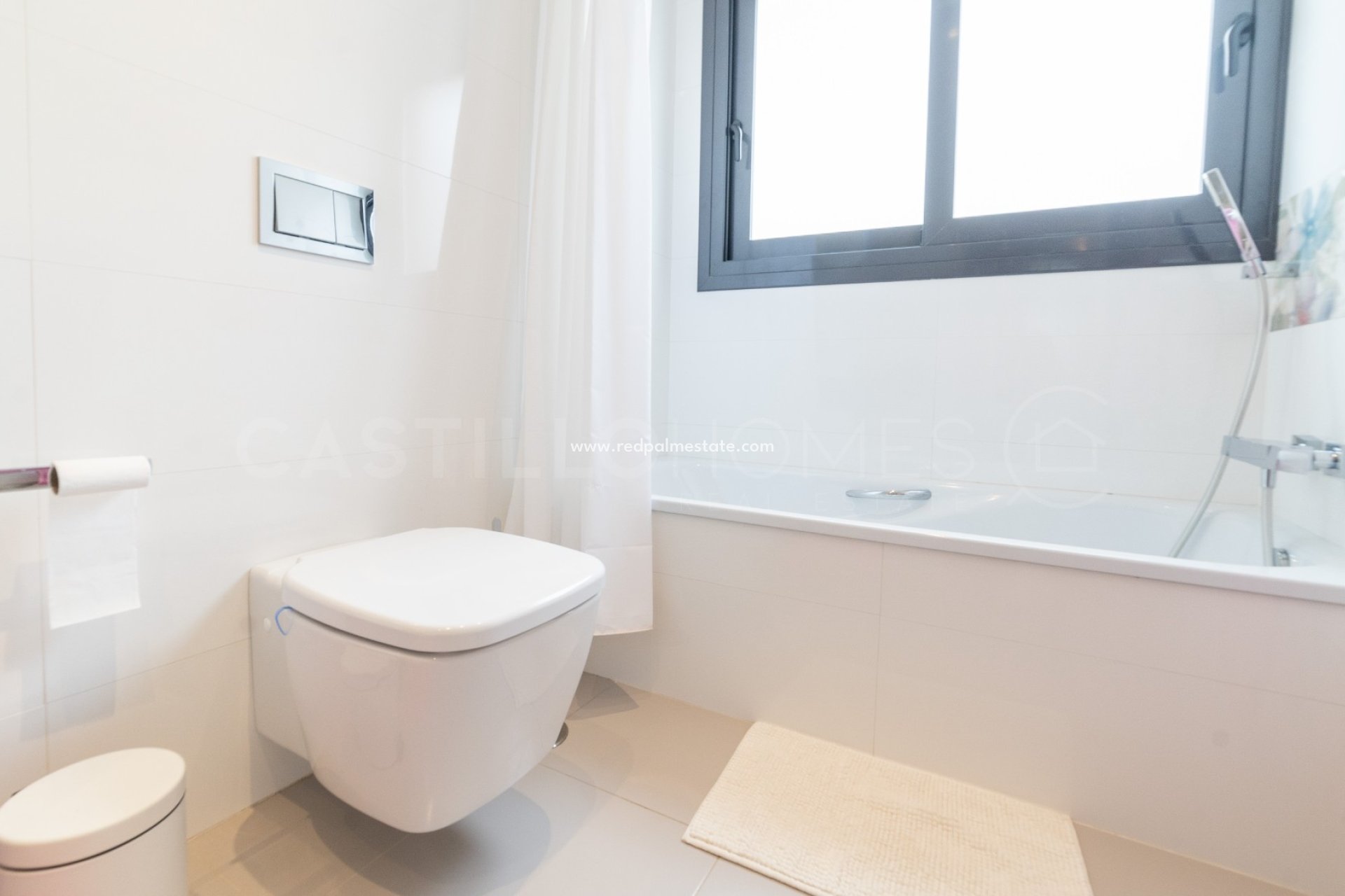 Revente - Villa -
Orihuela Costa - Campoamor