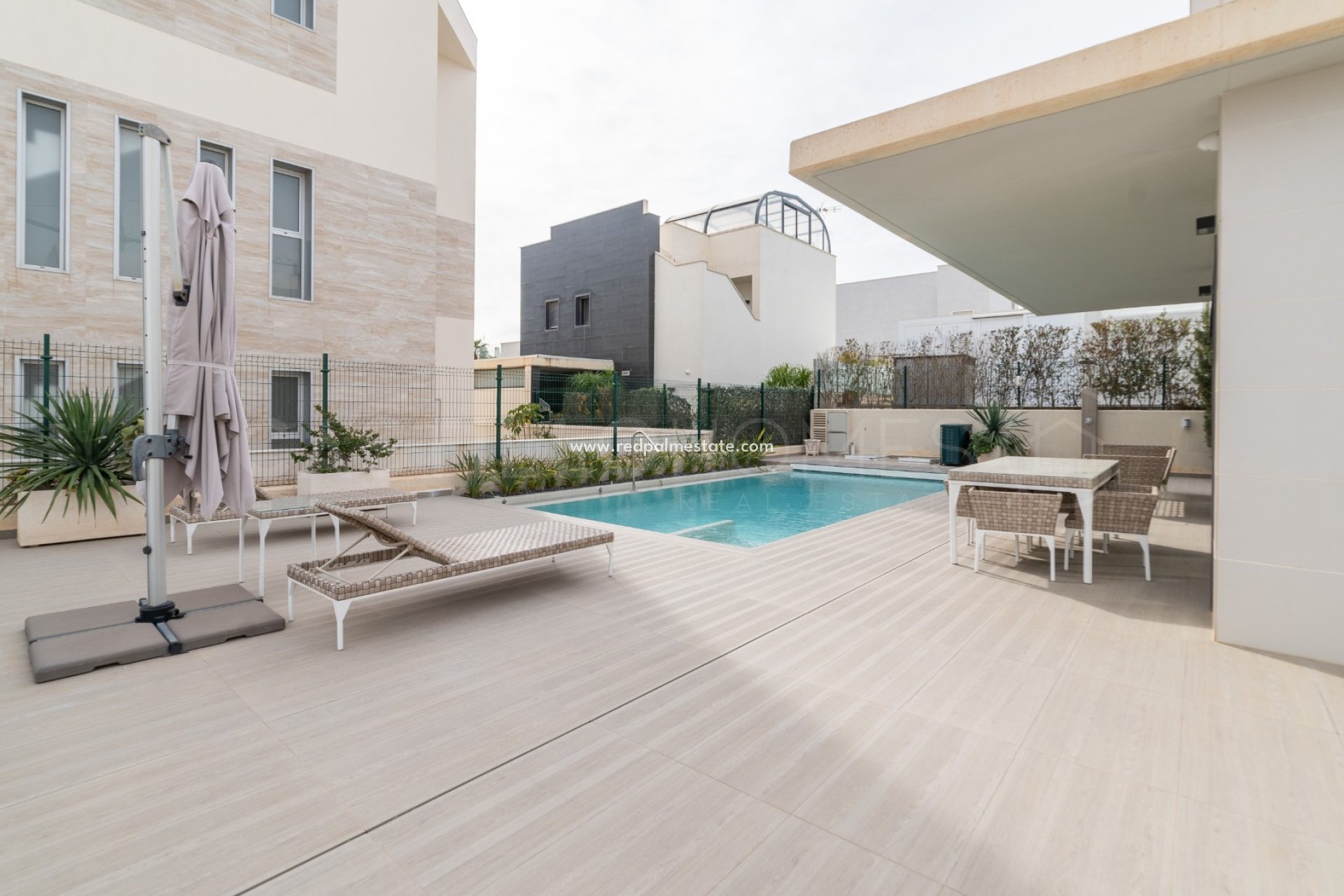 Revente - Villa -
Orihuela Costa - Campoamor