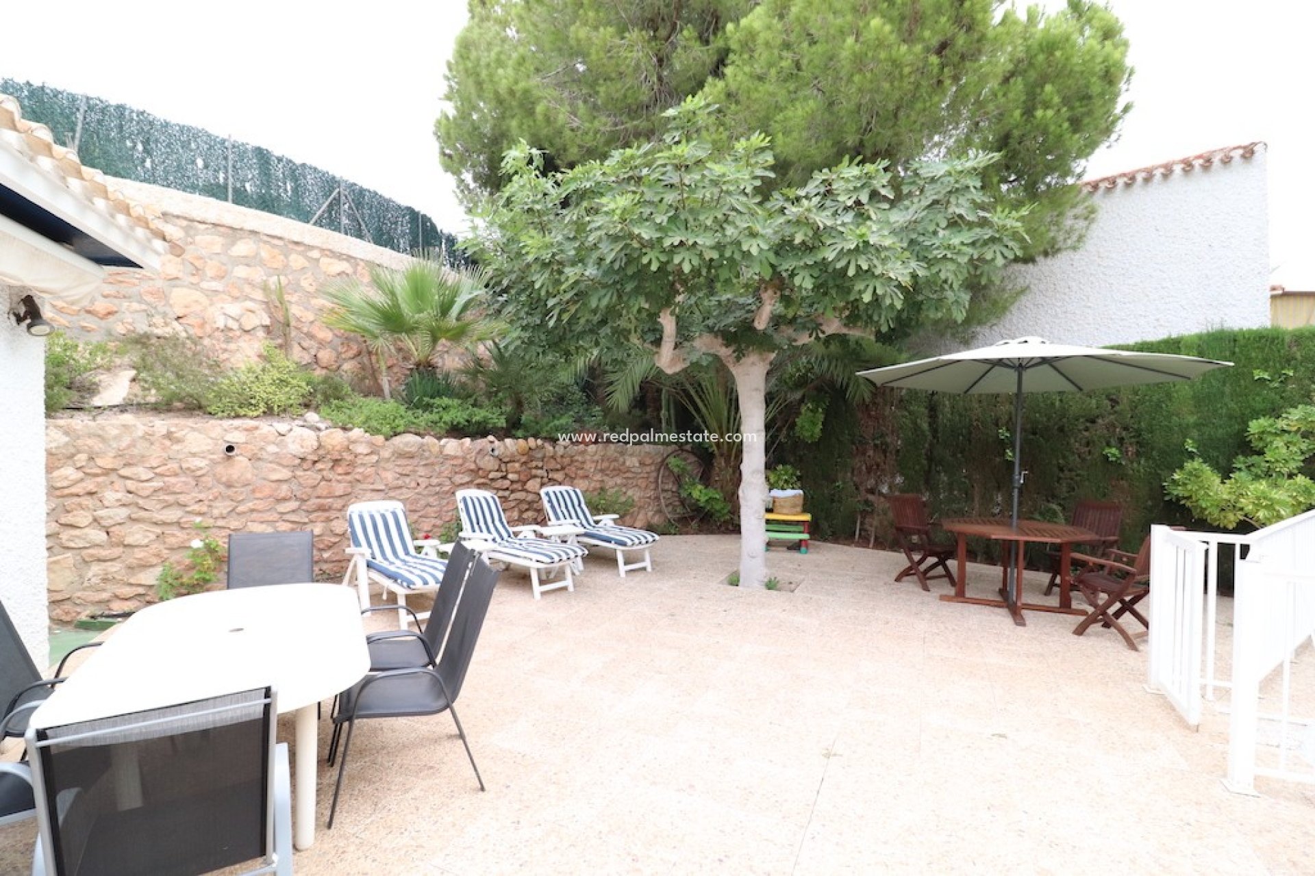 Revente - Villa -
Orihuela Costa - Campoamor