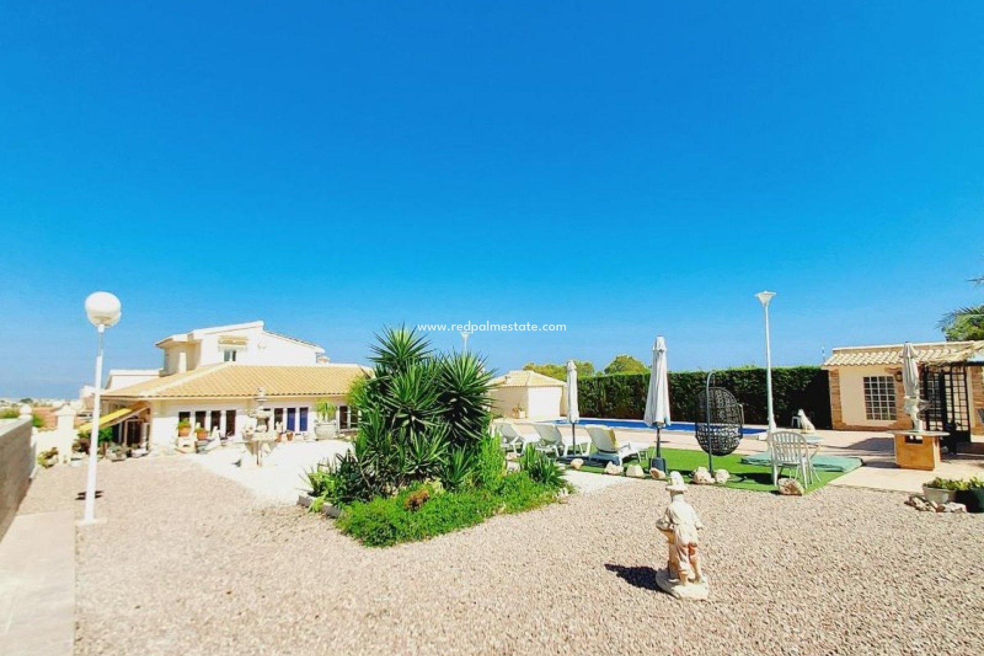 Revente - Villa -
Orihuela Costa - Campoamor