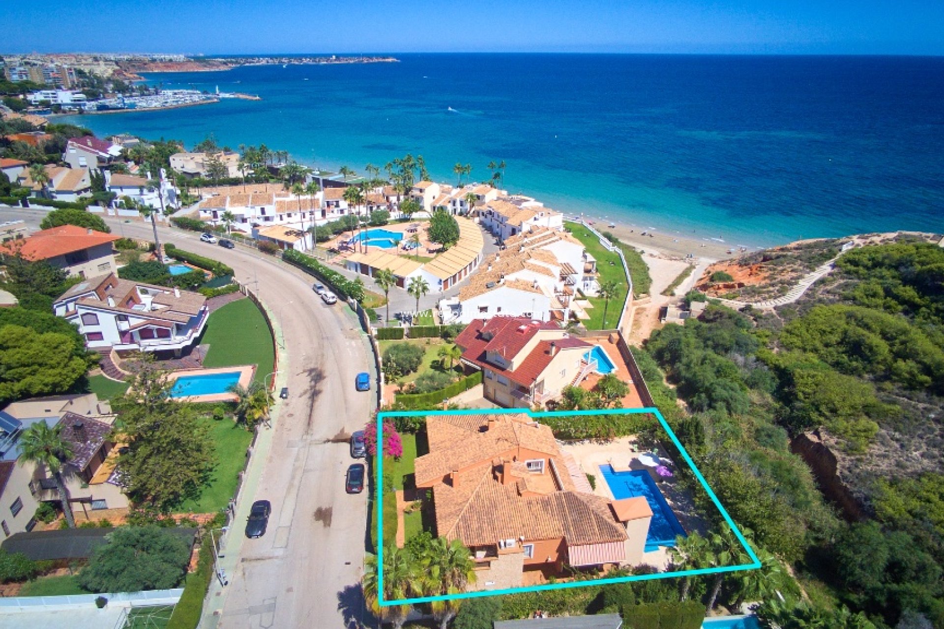 Revente - Villa -
Orihuela Costa - Campoamor
