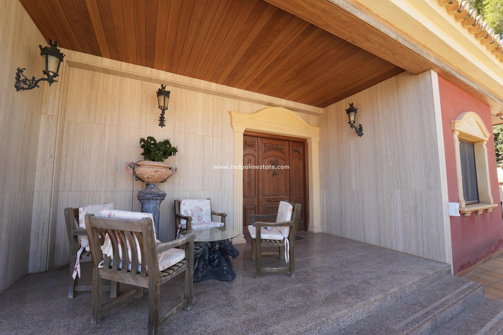 Revente - Villa -
Orihuela Costa - Campoamor