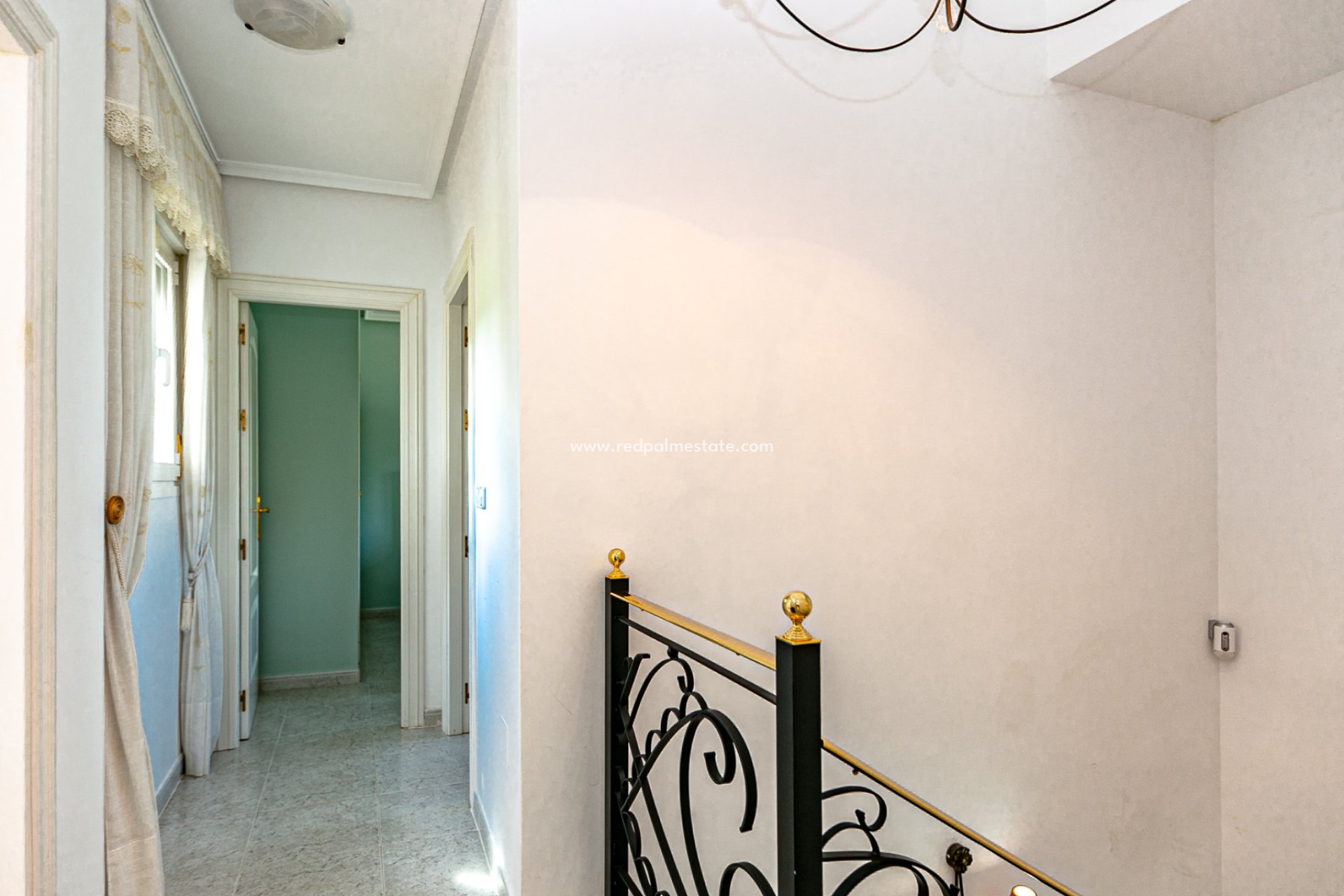 Revente - Villa -
Orihuela Costa - Campoamor