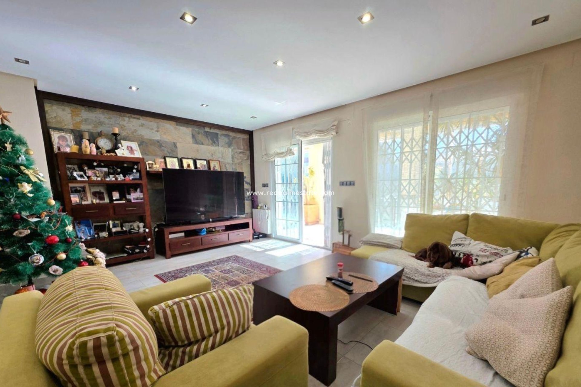Revente - Villa -
Orihuela Costa - Campoamor
