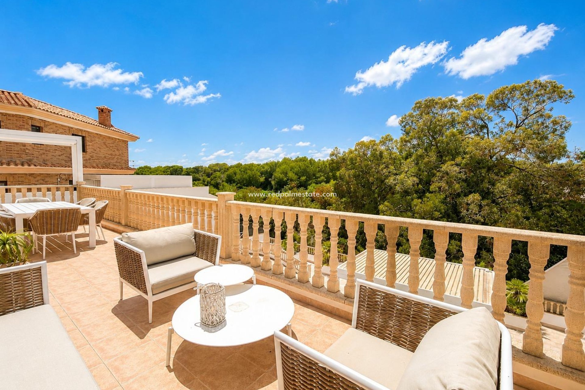 Revente - Villa -
Orihuela Costa - Campoamor