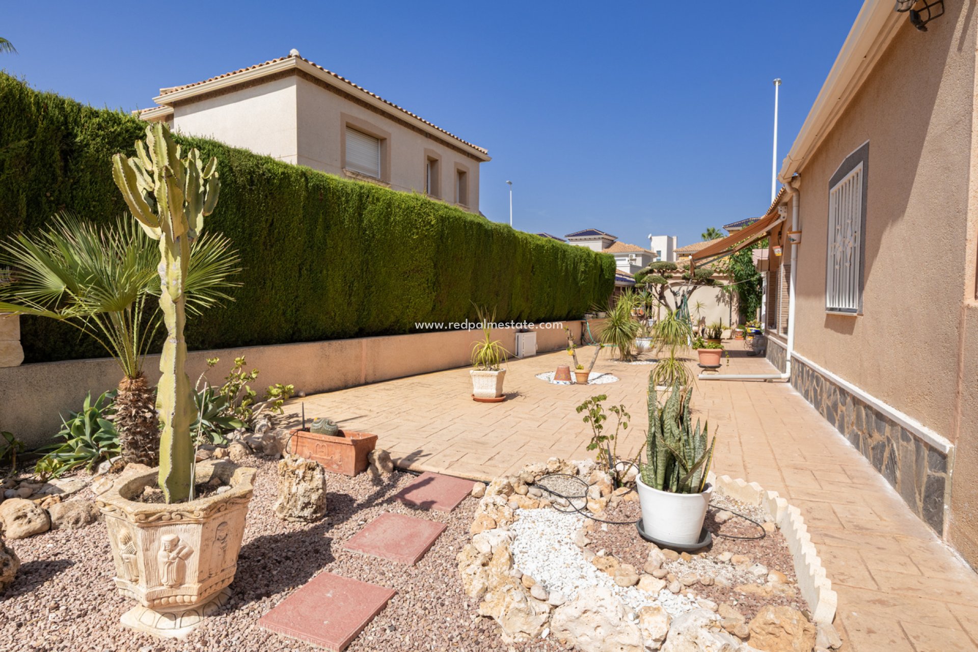 Revente - Villa -
Orihuela Costa - Costa Blanca