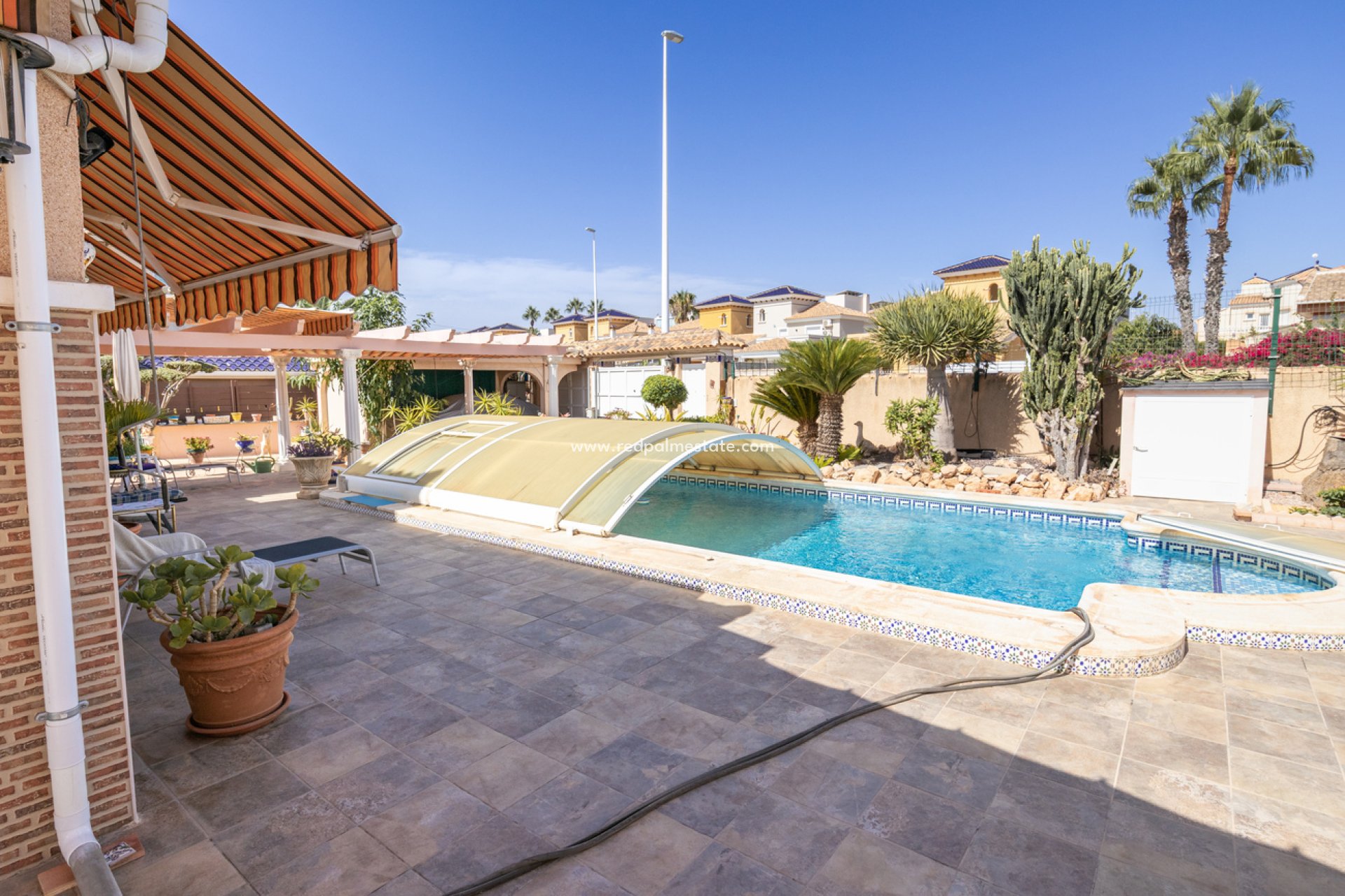 Revente - Villa -
Orihuela Costa - Costa Blanca