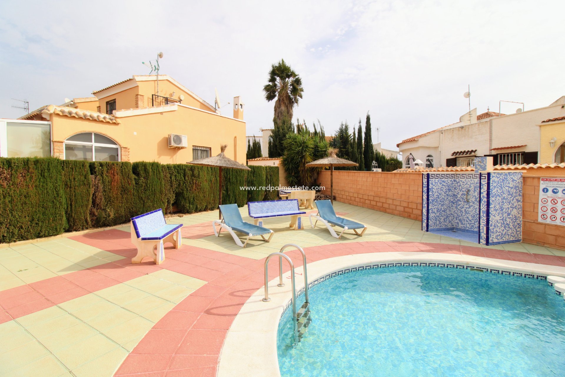 Revente - Villa -
Orihuela Costa - Costa Blanca