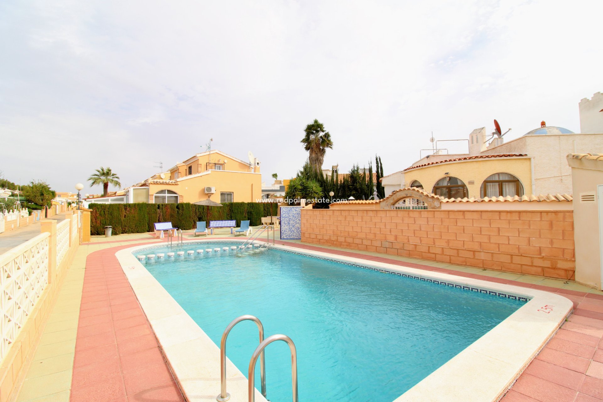 Revente - Villa -
Orihuela Costa - Costa Blanca