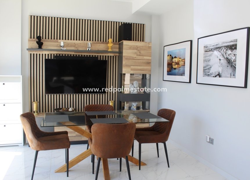 Revente - Villa -
Orihuela Costa - Costa Blanca