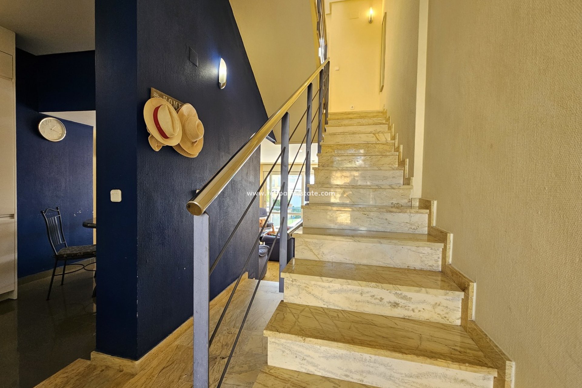 Revente - Villa -
Orihuela Costa - Costa Blanca