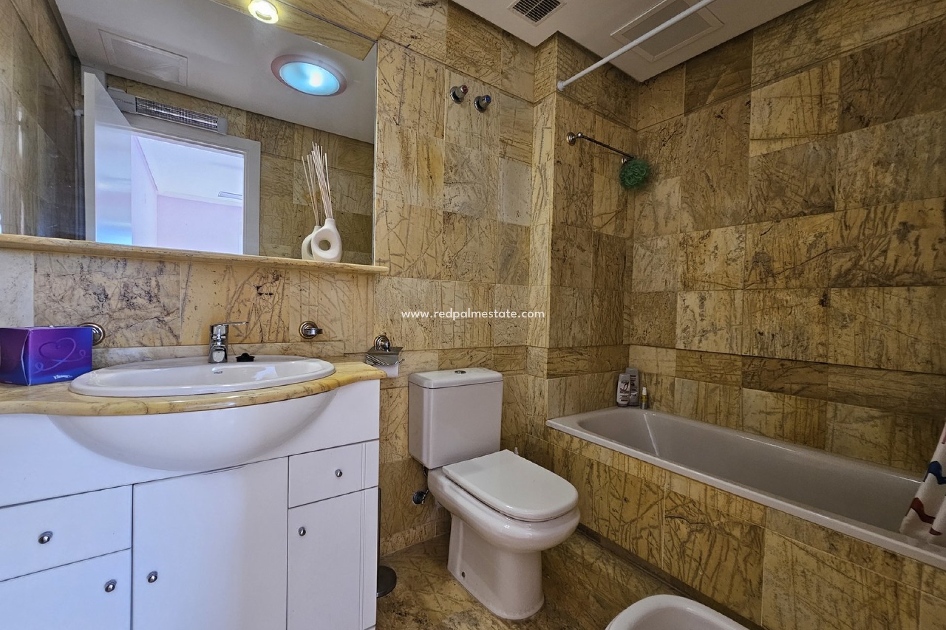 Revente - Villa -
Orihuela Costa - Costa Blanca