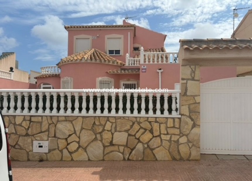 Revente - Villa -
Orihuela Costa - Costa Blanca