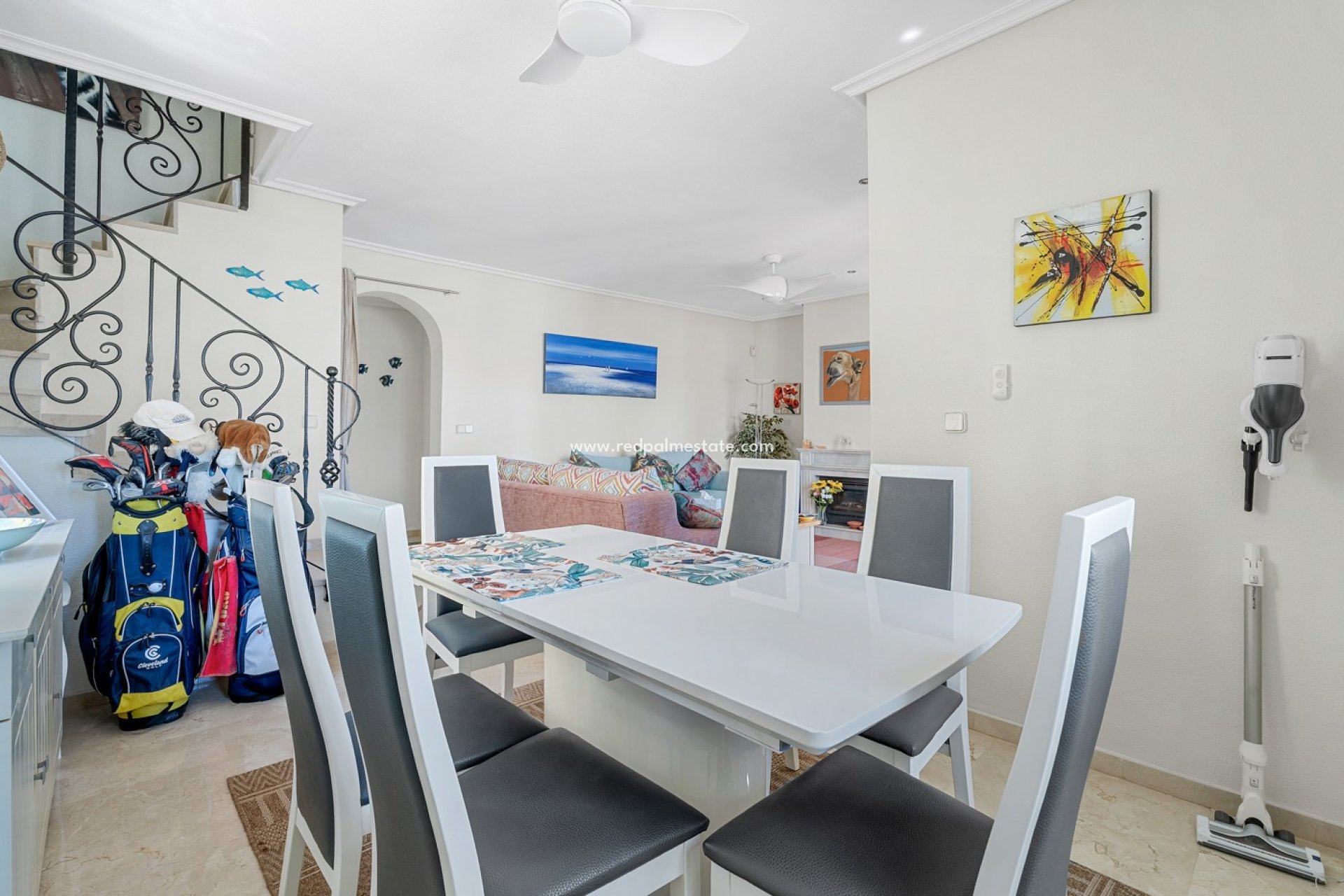 Revente - Villa -
Orihuela Costa - Costa Blanca