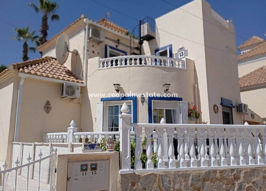 Revente - Villa -
Orihuela Costa - Costa Blanca