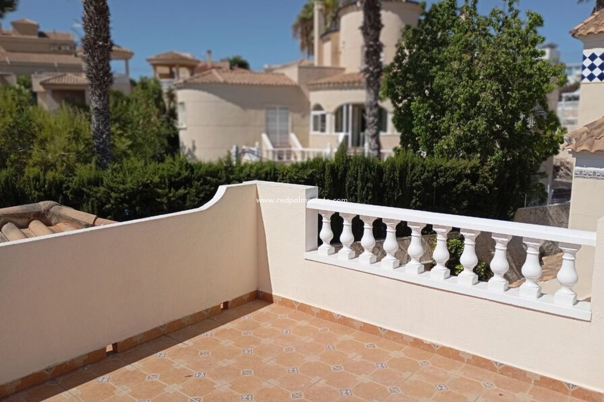 Revente - Villa -
Orihuela Costa - Costa Blanca
