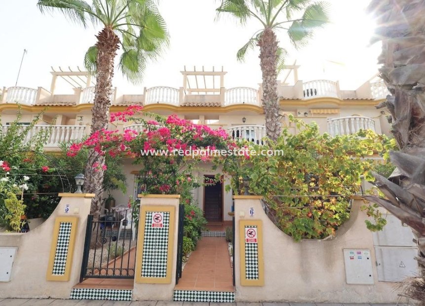 Revente - Villa -
Orihuela Costa - Costa Blanca