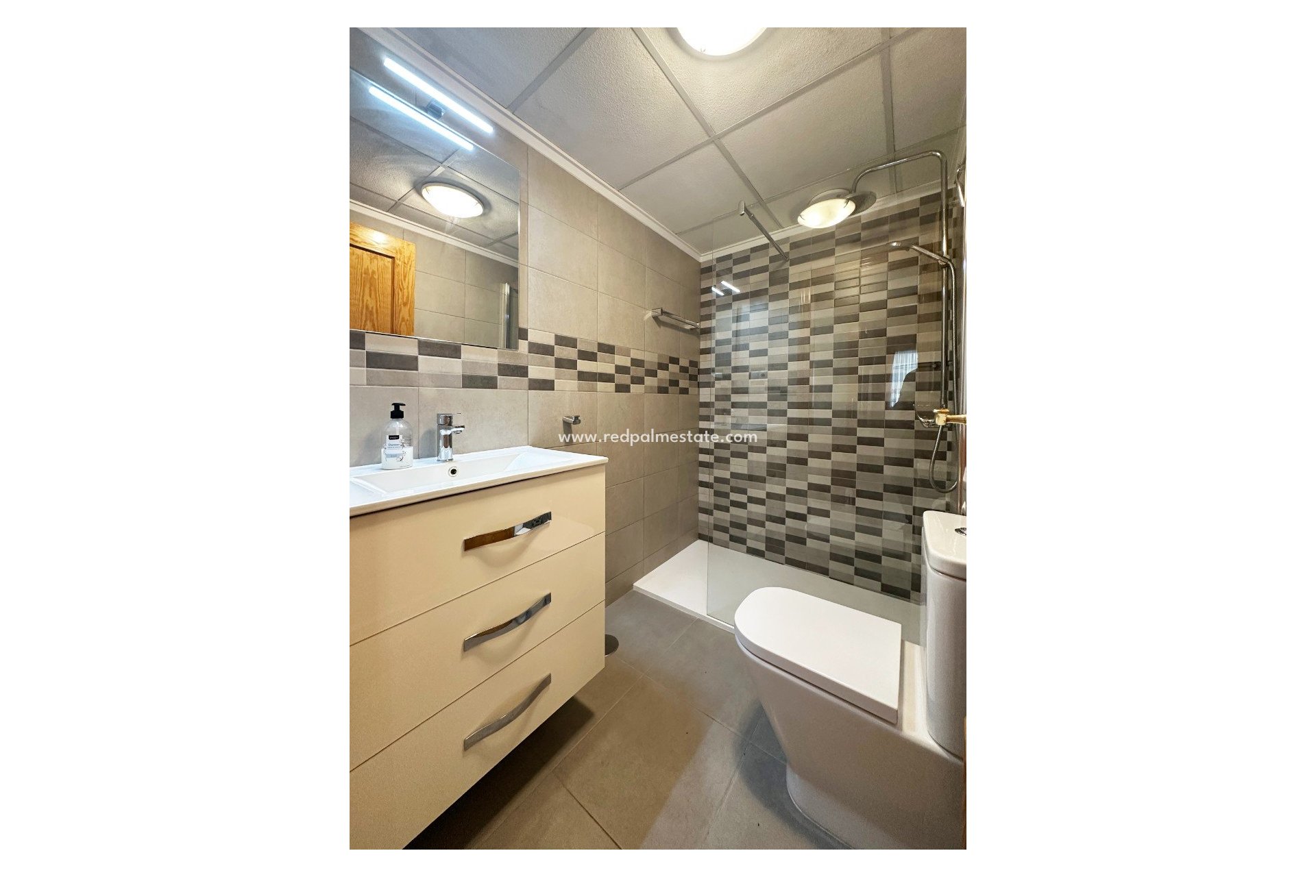 Revente - Villa -
Orihuela Costa - Costa Blanca