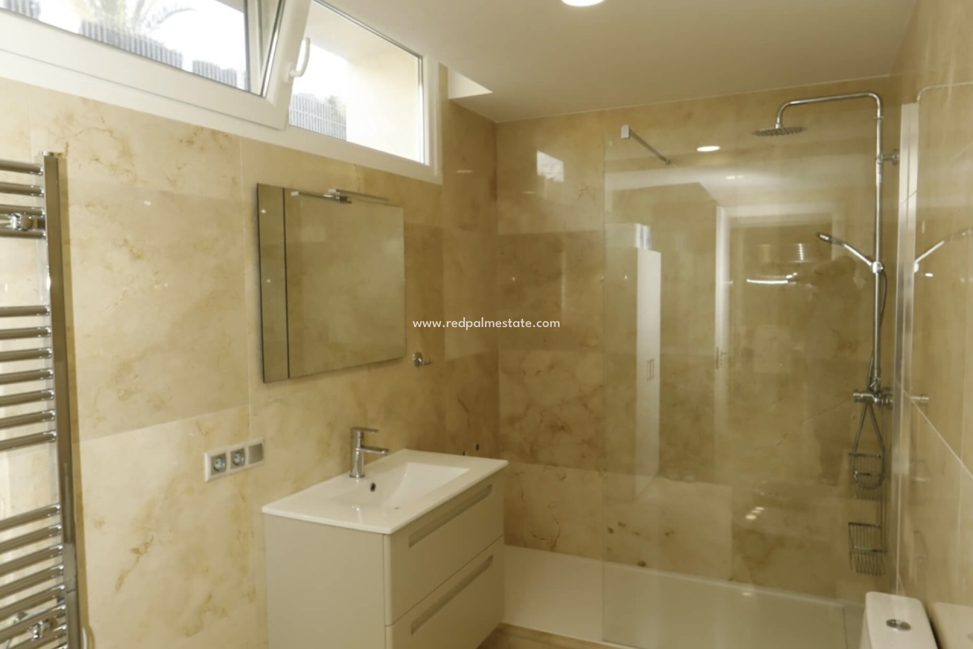 Revente - Villa -
Orihuela Costa - Costa Blanca