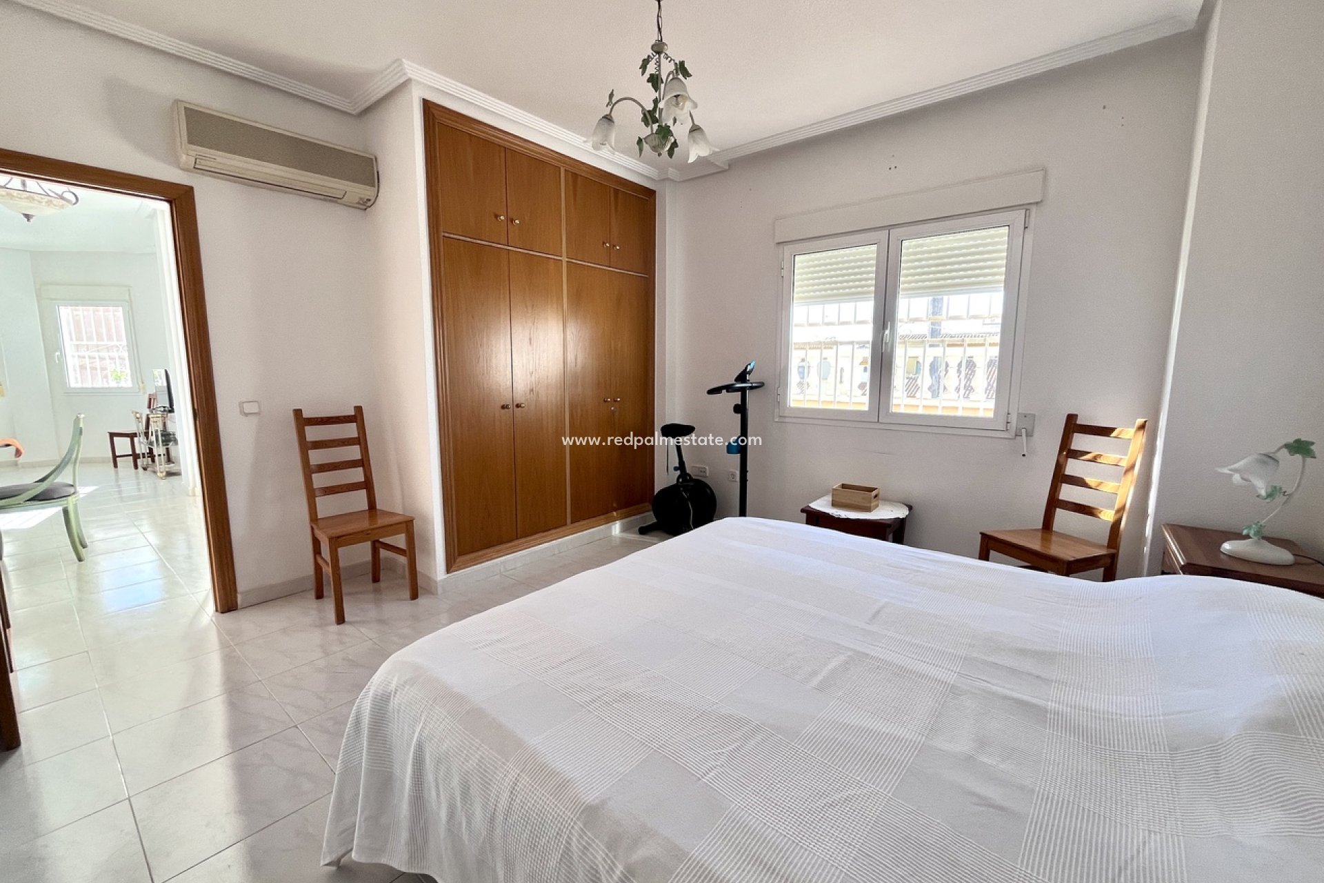 Revente - Villa -
Orihuela Costa - Costa Blanca