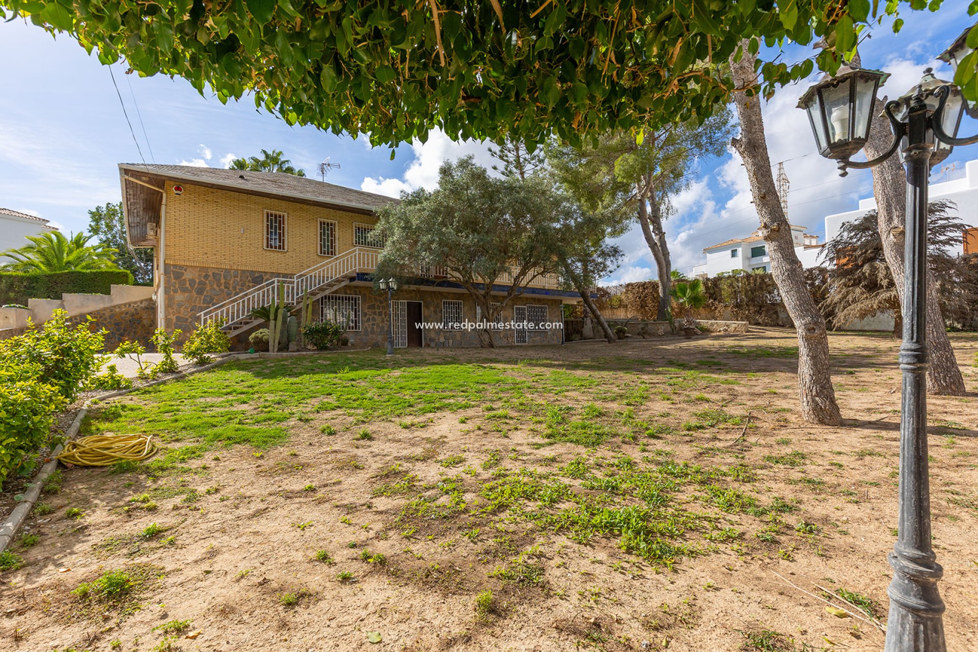 Revente - Villa -
Orihuela Costa - Costa Blanca