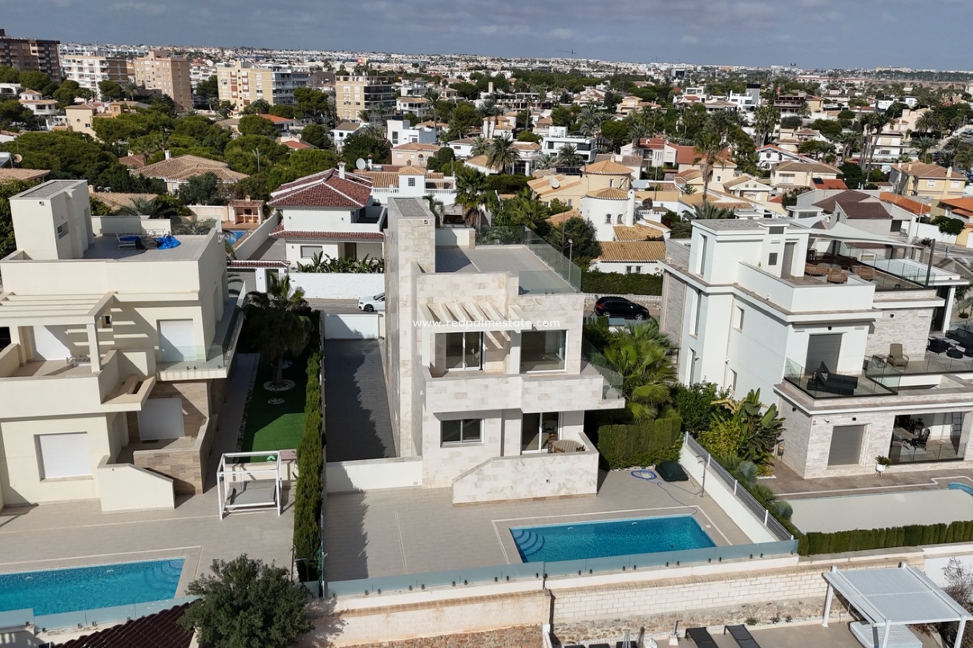 Revente - Villa -
Orihuela Costa - Costa Blanca